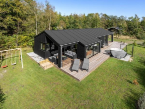 Holiday Home Sinna - from the sea by Interhome, Hals